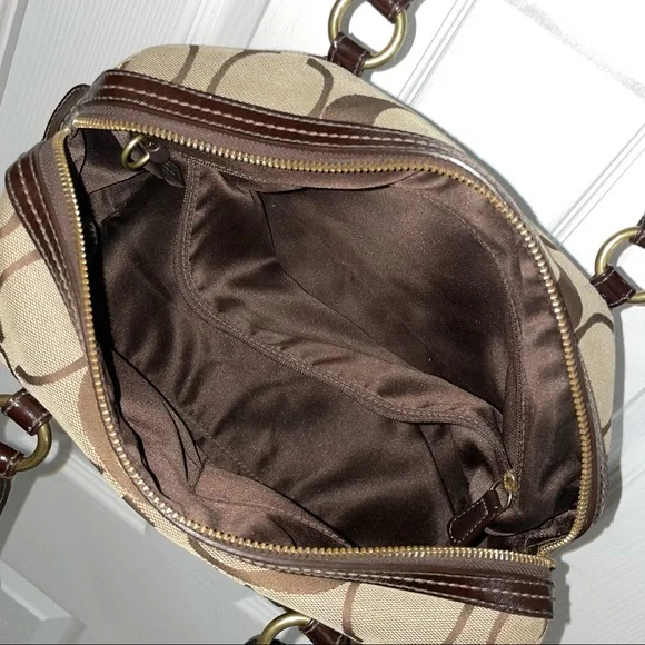 Coach shoulder bag purse - Picture 3 of 4